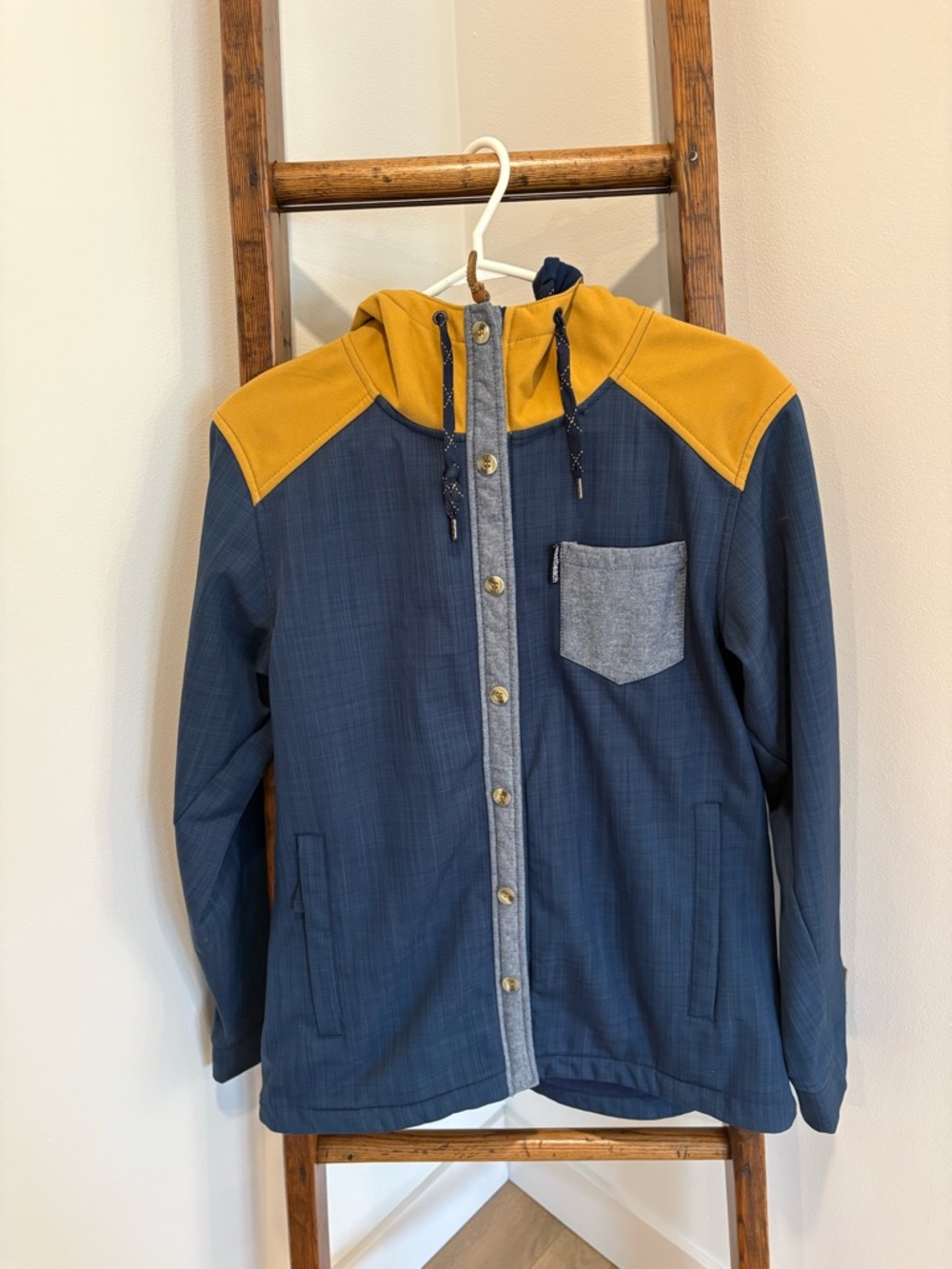 Men's Westbeach Hooded Jacket in Navy and Mustard